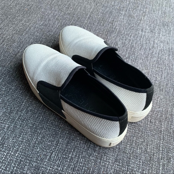 1.STATE | Waylan | Slip-on shoes - Picture 2 of 5